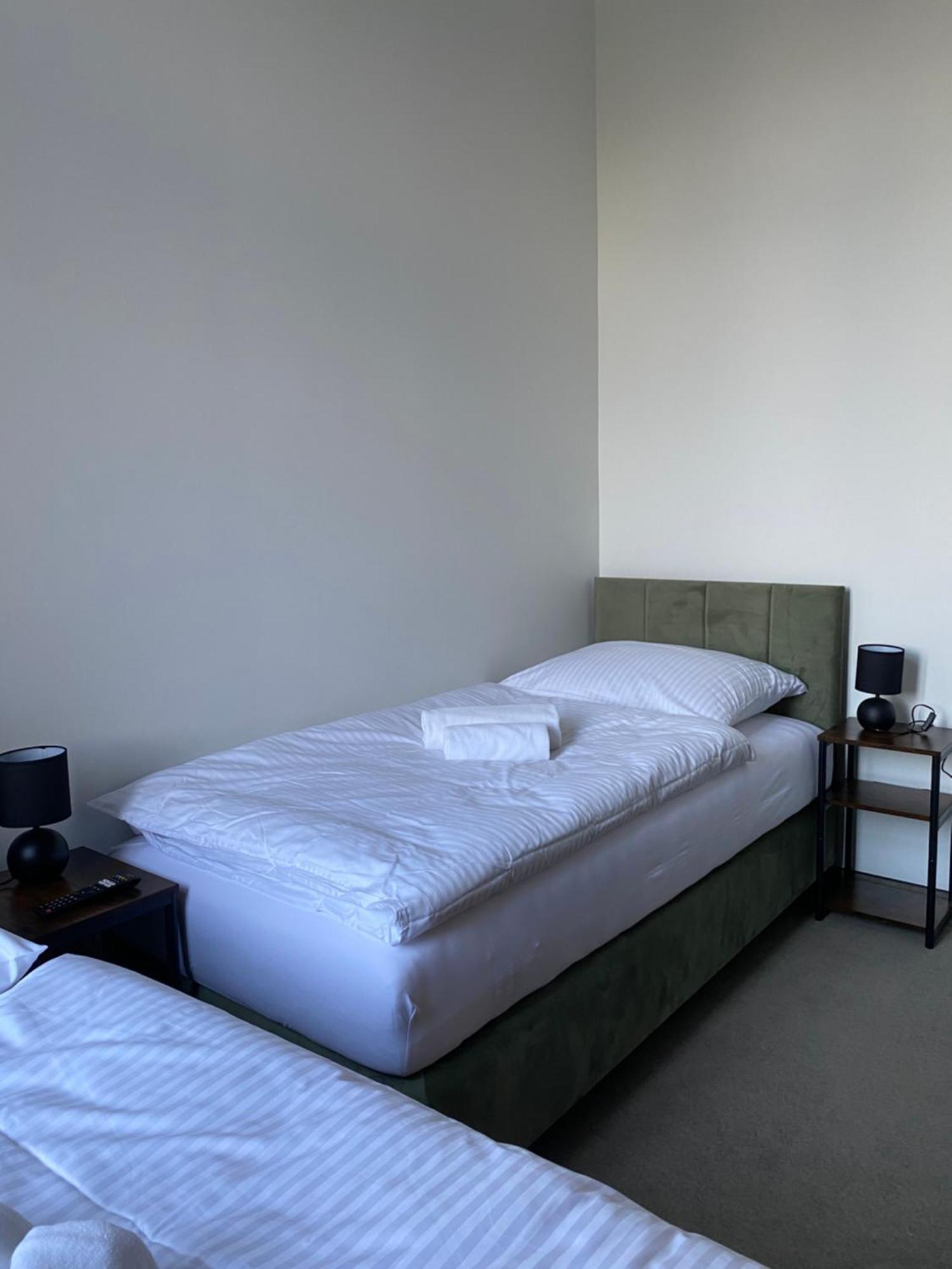 Hotel Zamek Nowecin à Łeba Extérieur photo