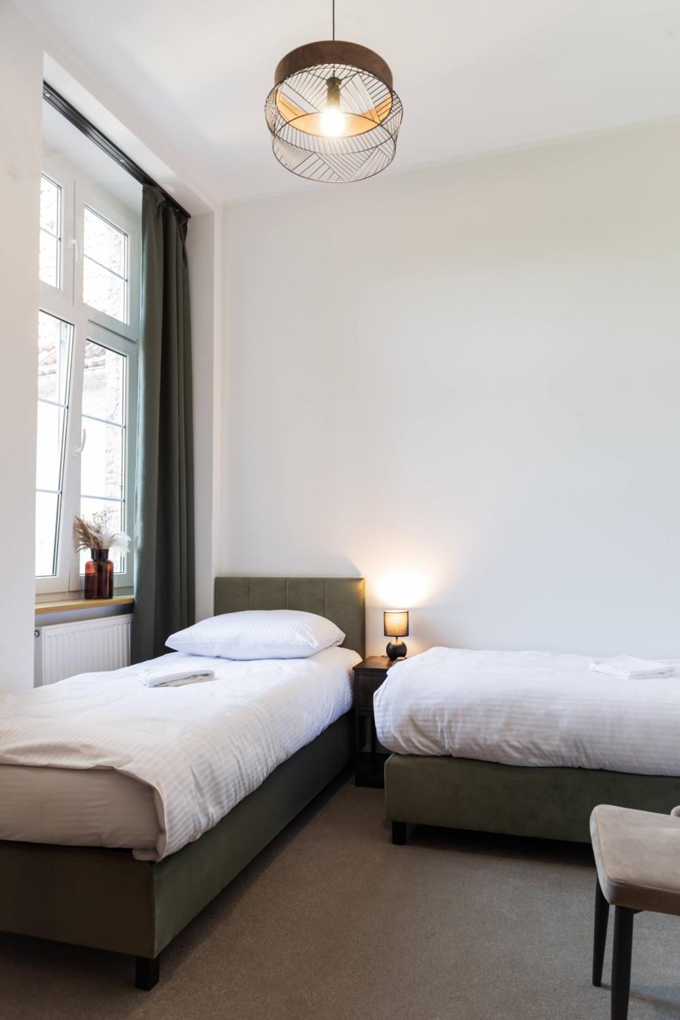 Hotel Zamek Nowecin à Łeba Extérieur photo